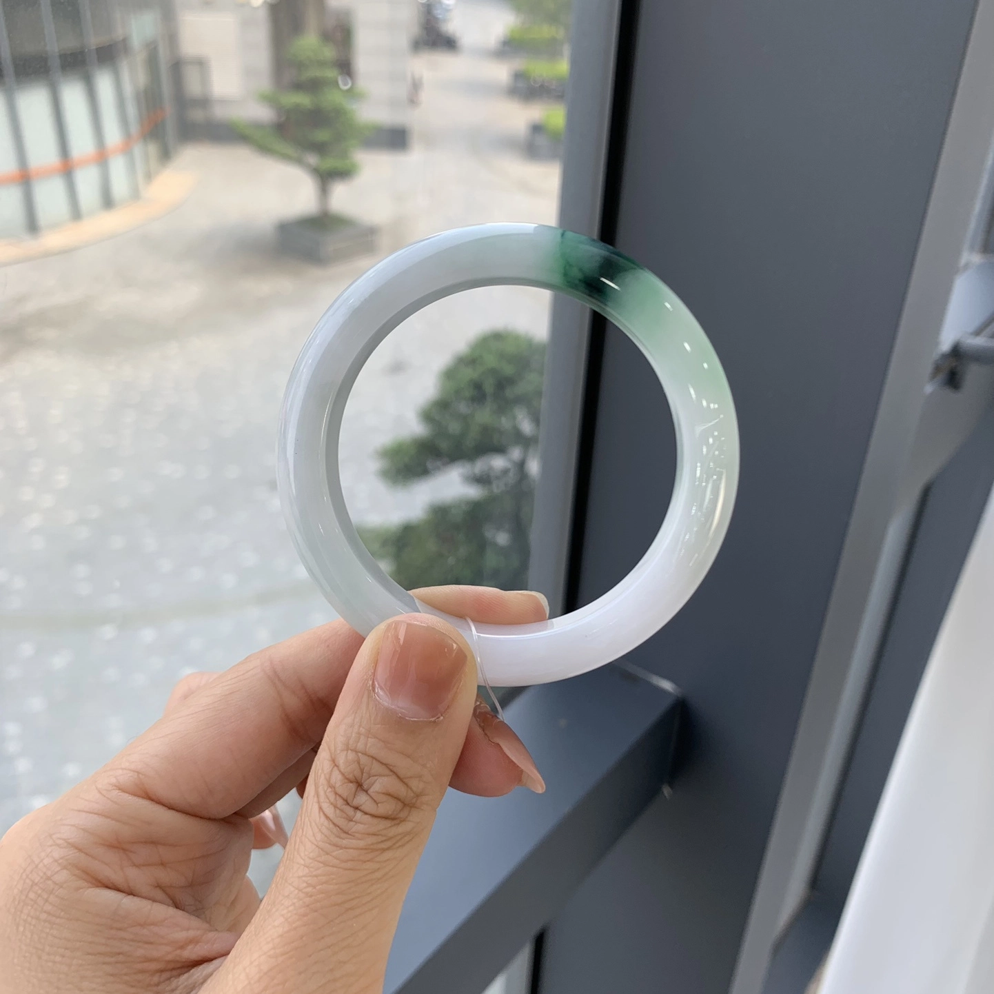翠亨祥 新中式 国潮国风 优雅气质款 白底青正圈 糯种 翡翠手镯 女款
