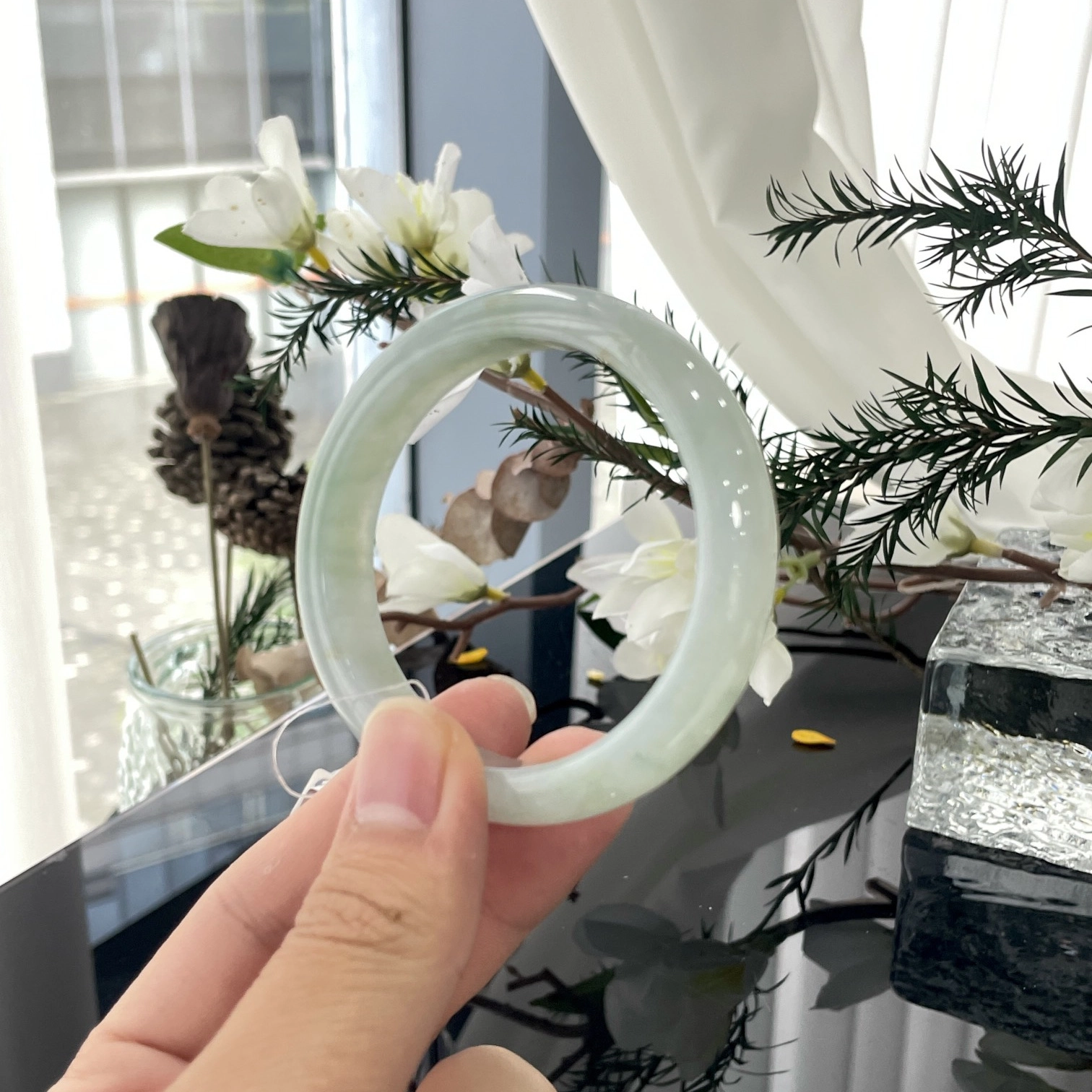 翠亨祥 糯化晴底飘绿花 大气优雅 糯种 翡翠手镯 女款