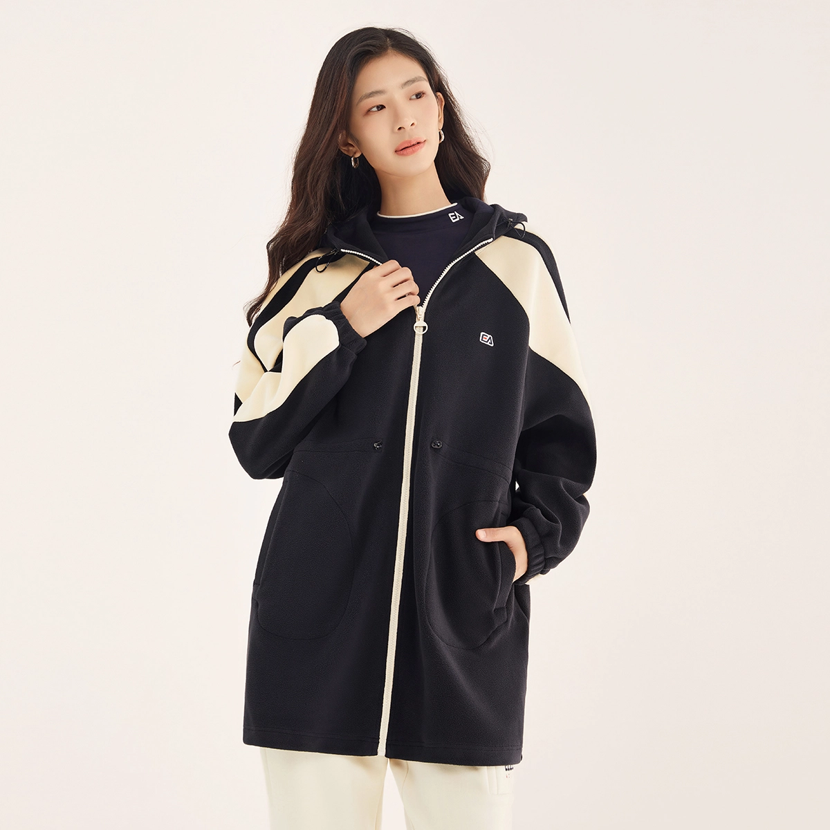 Elle Active