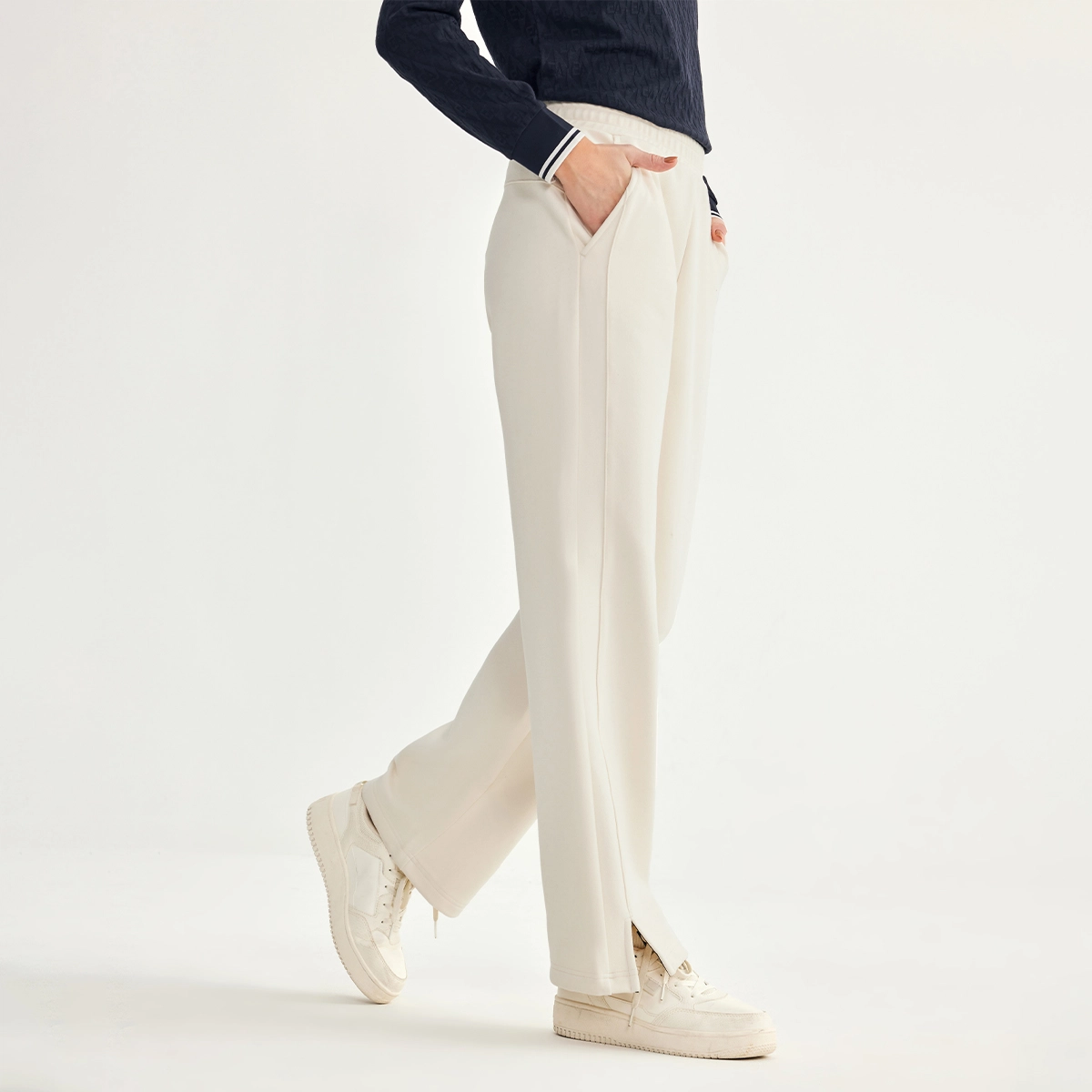 Elle Active