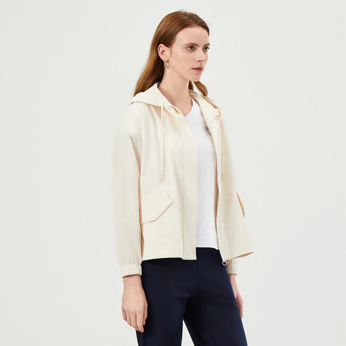 Elle Active