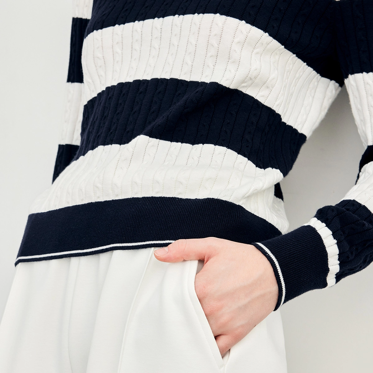 Elle Active