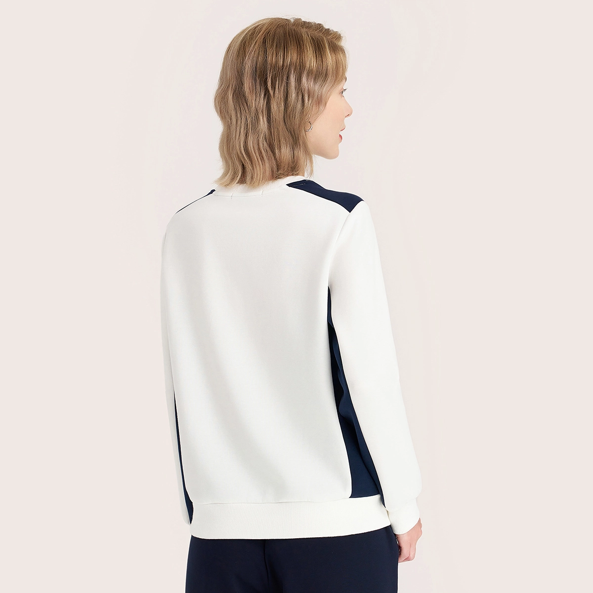 Elle Active