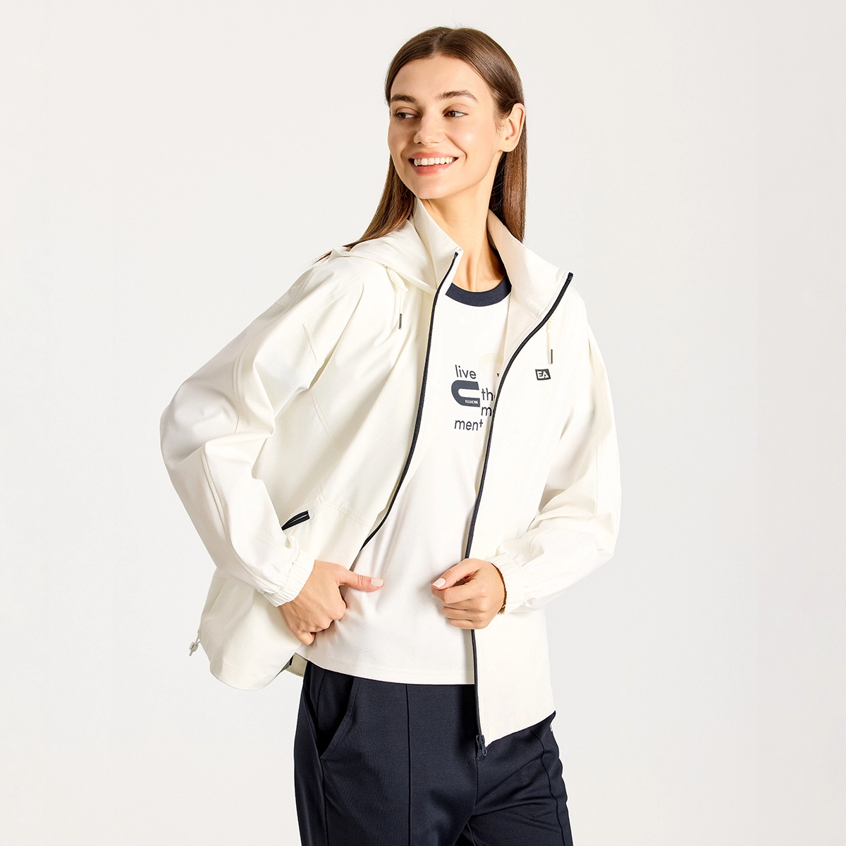 Elle Active