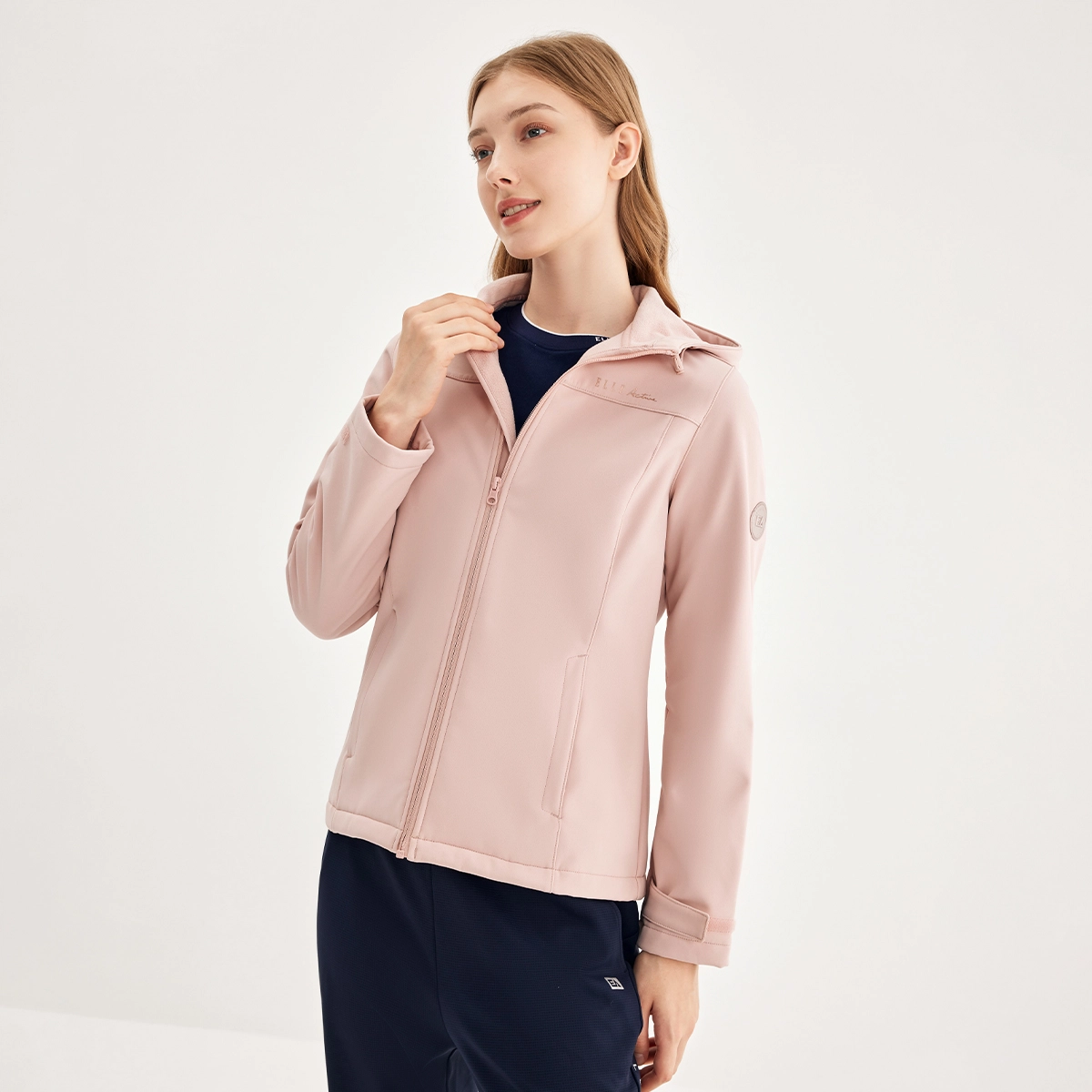 Elle Active