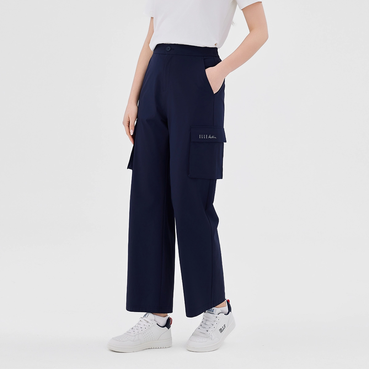 Elle Active