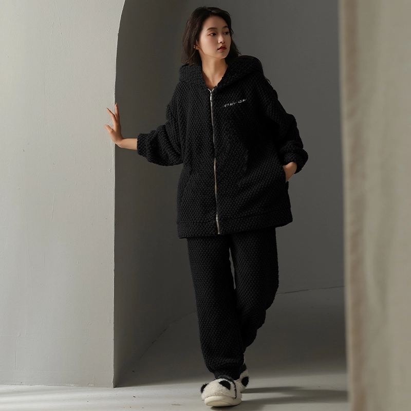 俏霓桐 柔软舒适保暖蓄温可外穿长袖长裤睡衣套装 女款 黑色