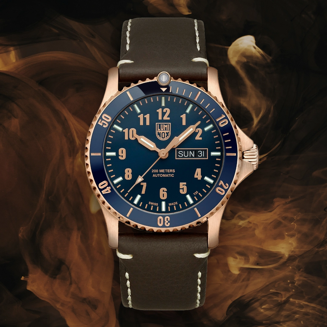 LUMINOX