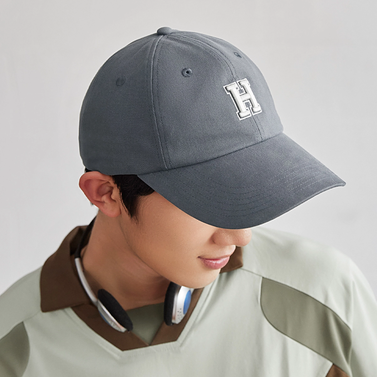 HLA