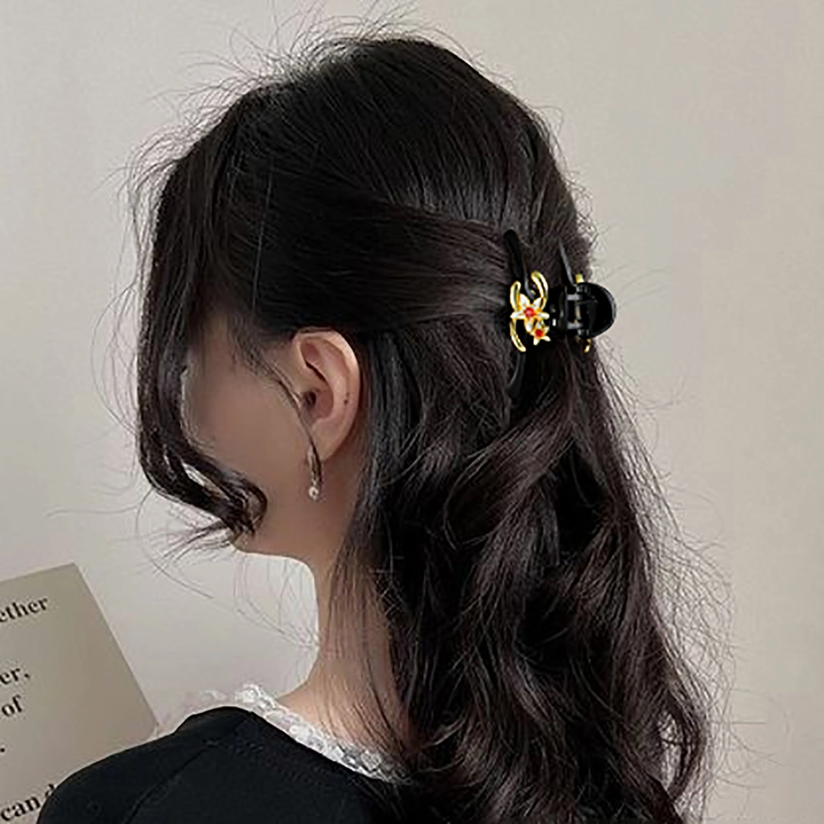 秦福炫 花朵抓夹 发量少半扎发后脑勺高级感夹子头饰 发夹 女款