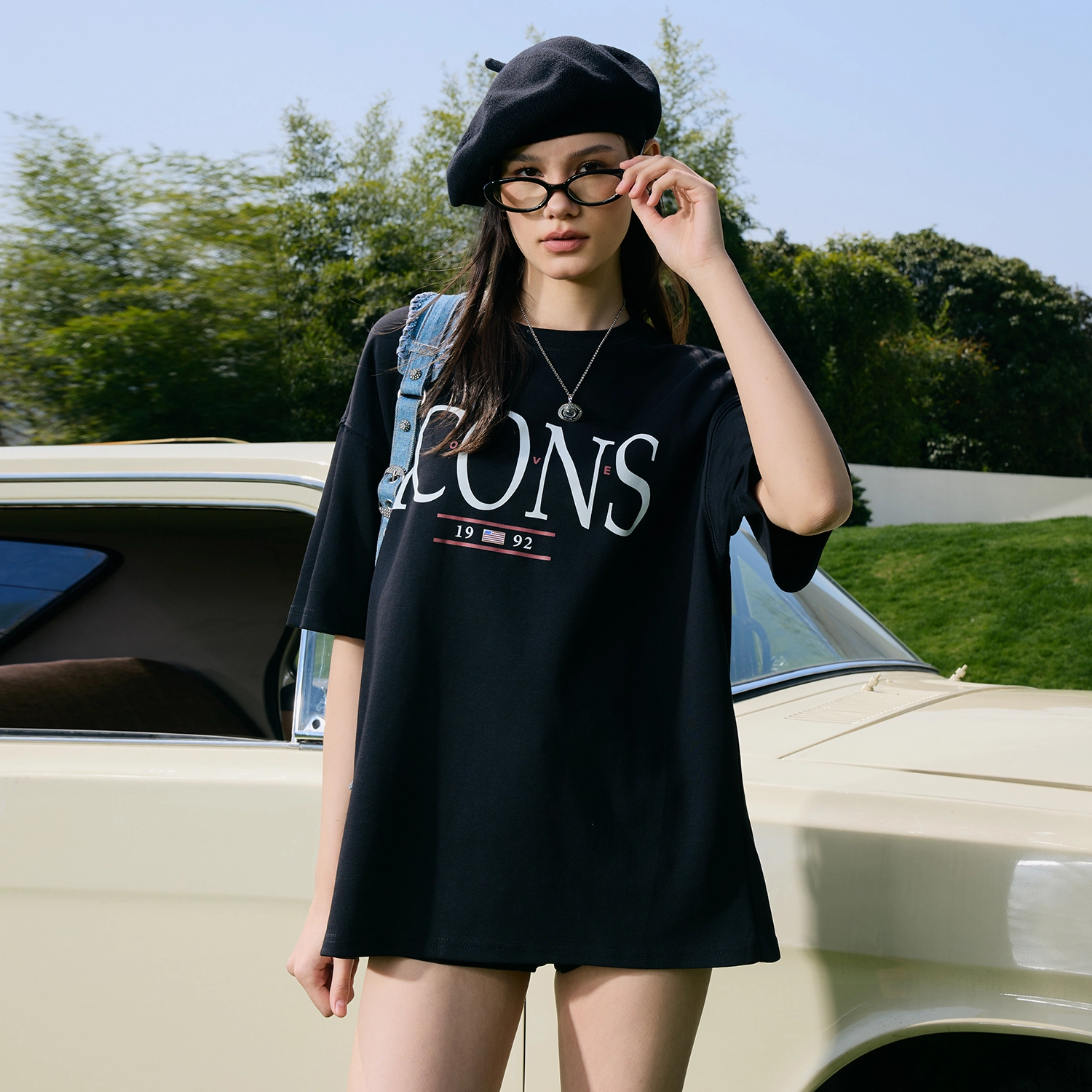 ICONS Lab logoT