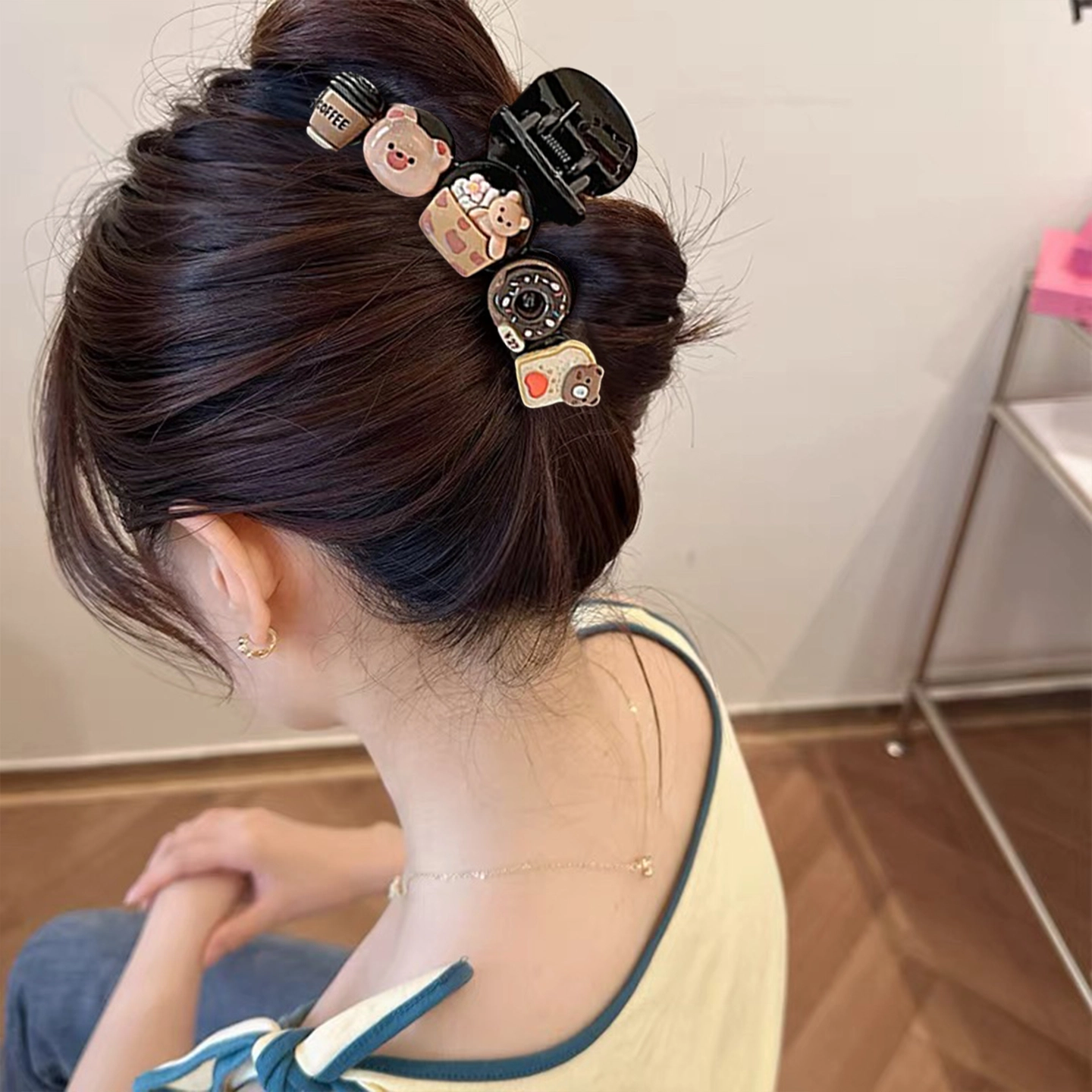 ZUOWEISHIJIA