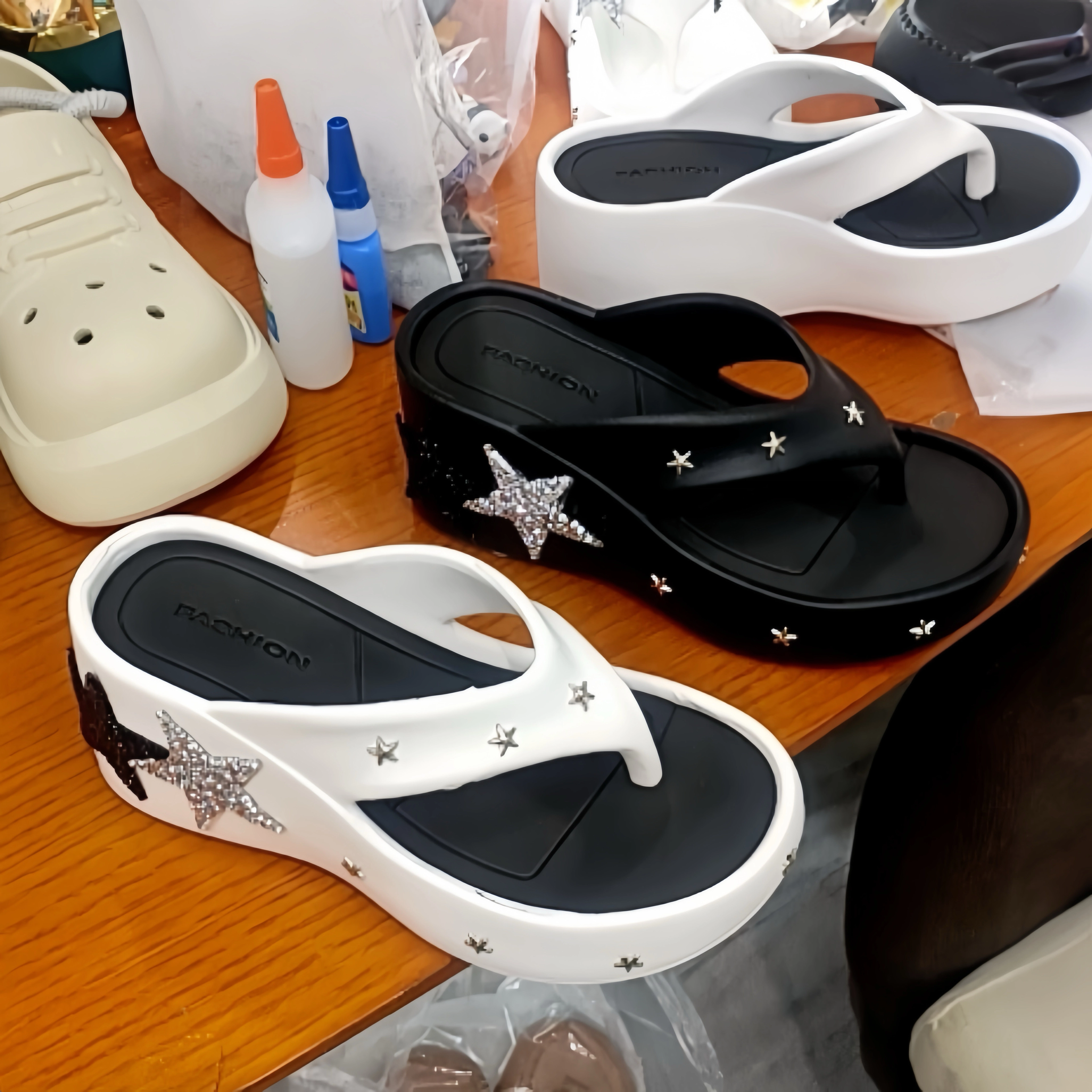 ZUOWEISHIJIA DIYCrocs