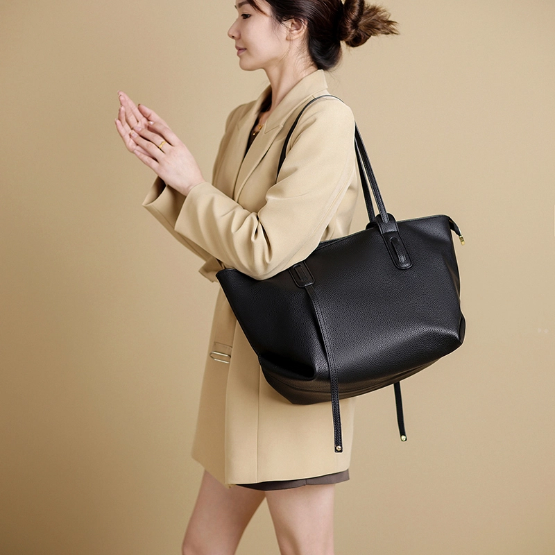 VANDEE Tote