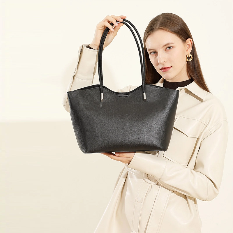 VANDEE Tote