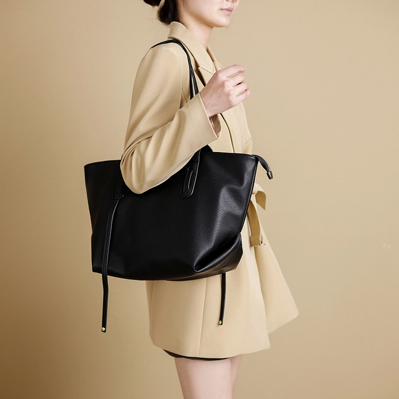VANDEE Tote