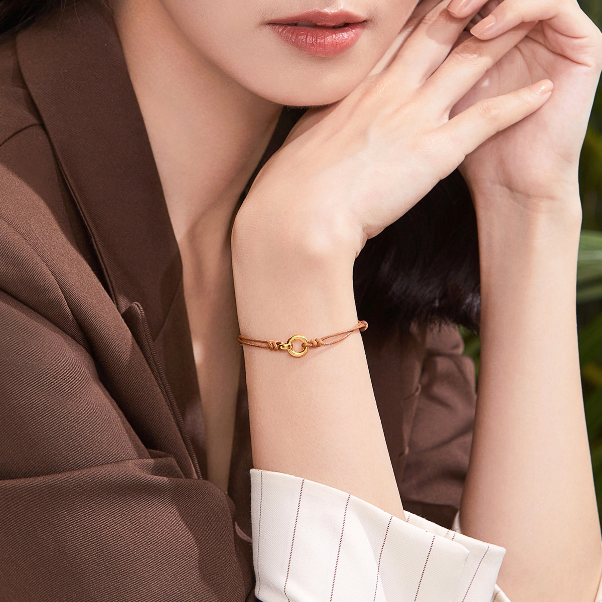六福珠宝 圆环硬金工艺转运珠路路通 足金 黄金吊坠 女款