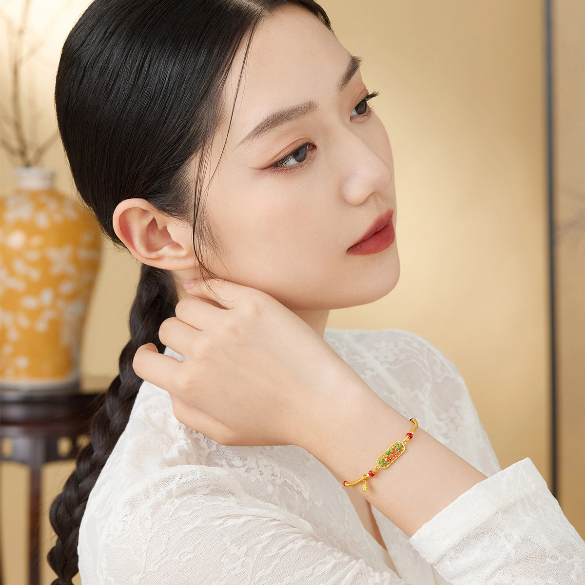 六福珠宝 福满传家百合花黄金碎金子手饰 足金 按克计价 手链 女款 赠粉色小香风首饰盒