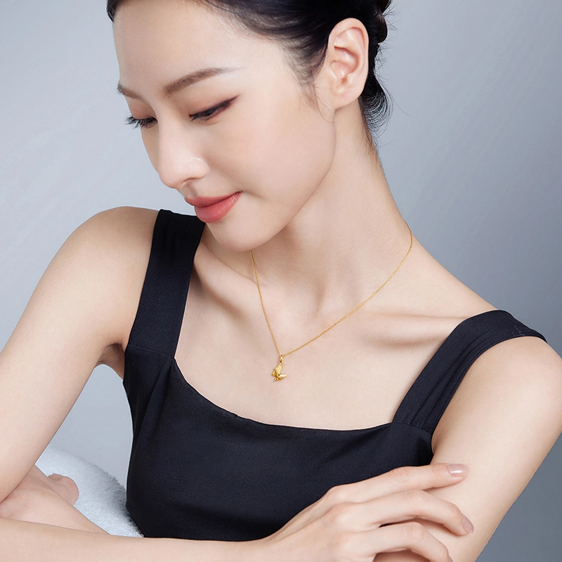 六福珠宝 黄金蝶飞系列挂坠不含链 足金 按克计价 吊坠 女款