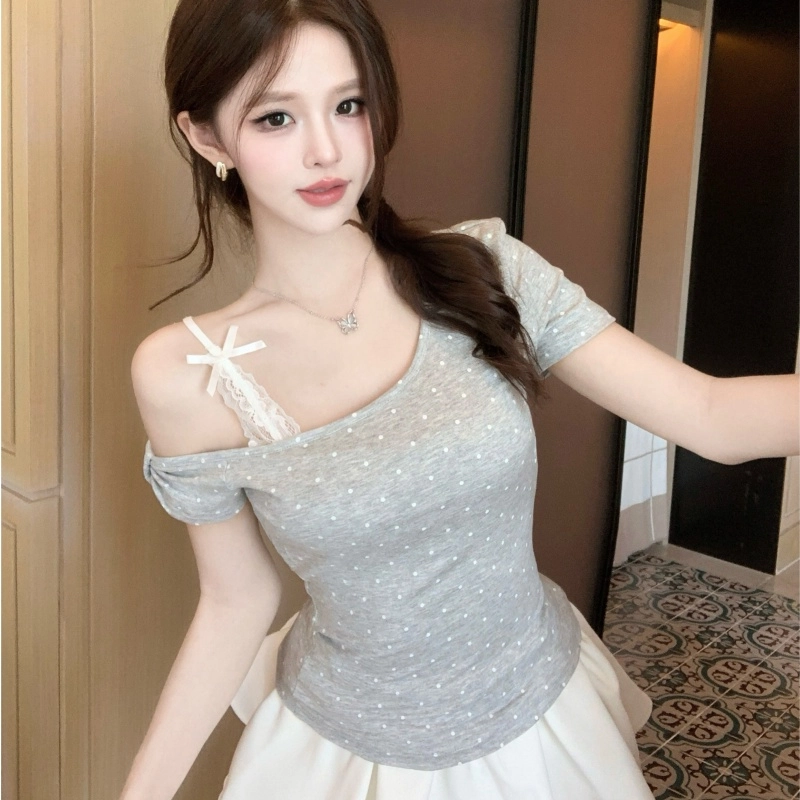aimilian T