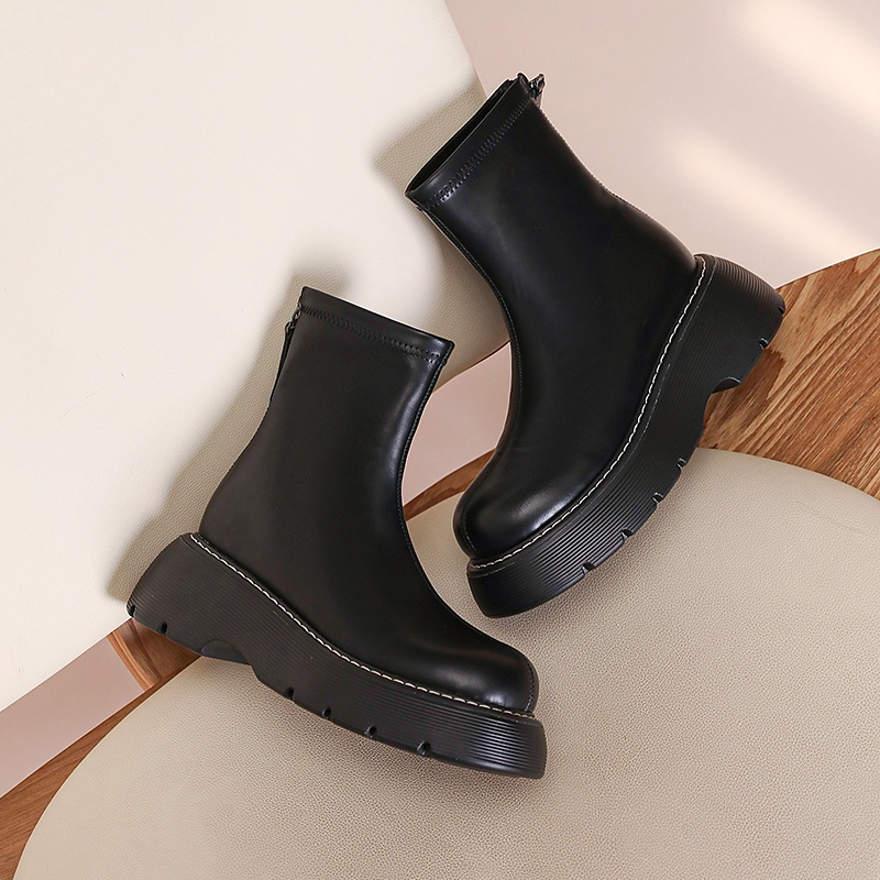 DAPHNE PU 5.6cm