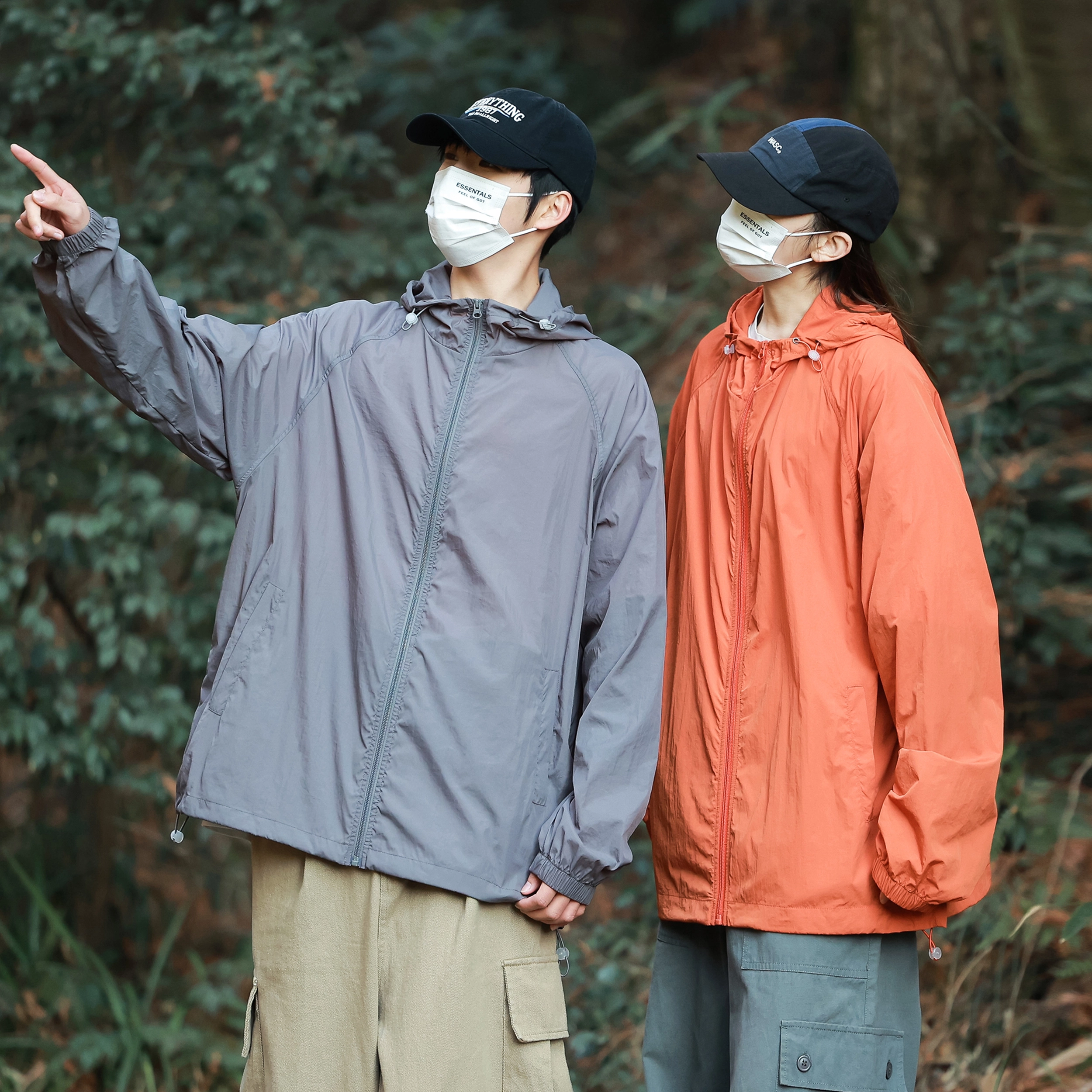 潮流舒适宽松美式时尚设计感简约山系户外露营通勤轻薄运动吸汗速干休闲多功能超轻透气凉感抽绳连帽情侣百搭外套防晒服 男女同款