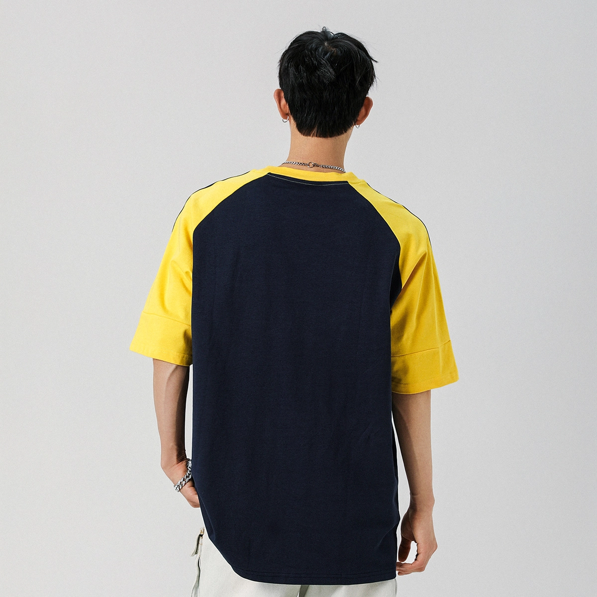 EVE Jeans LogoT