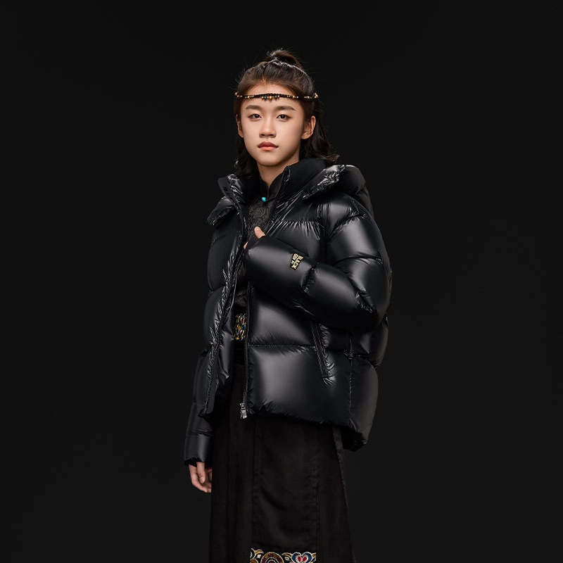 高梵羽绒服 轻盈保暖简约柔软 黑色 青少年