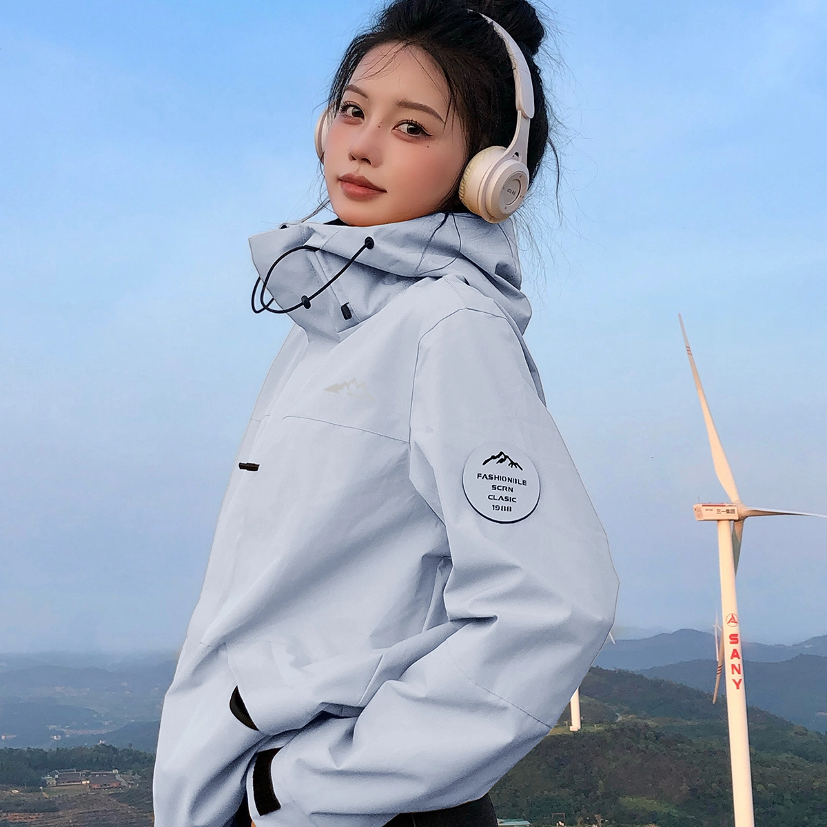 赛琪 户外简约纯色基础款防风防水连帽登山骑行露营徒步宽松休闲百搭加绒加厚内胆三合一夹克绒感外套 男女同款