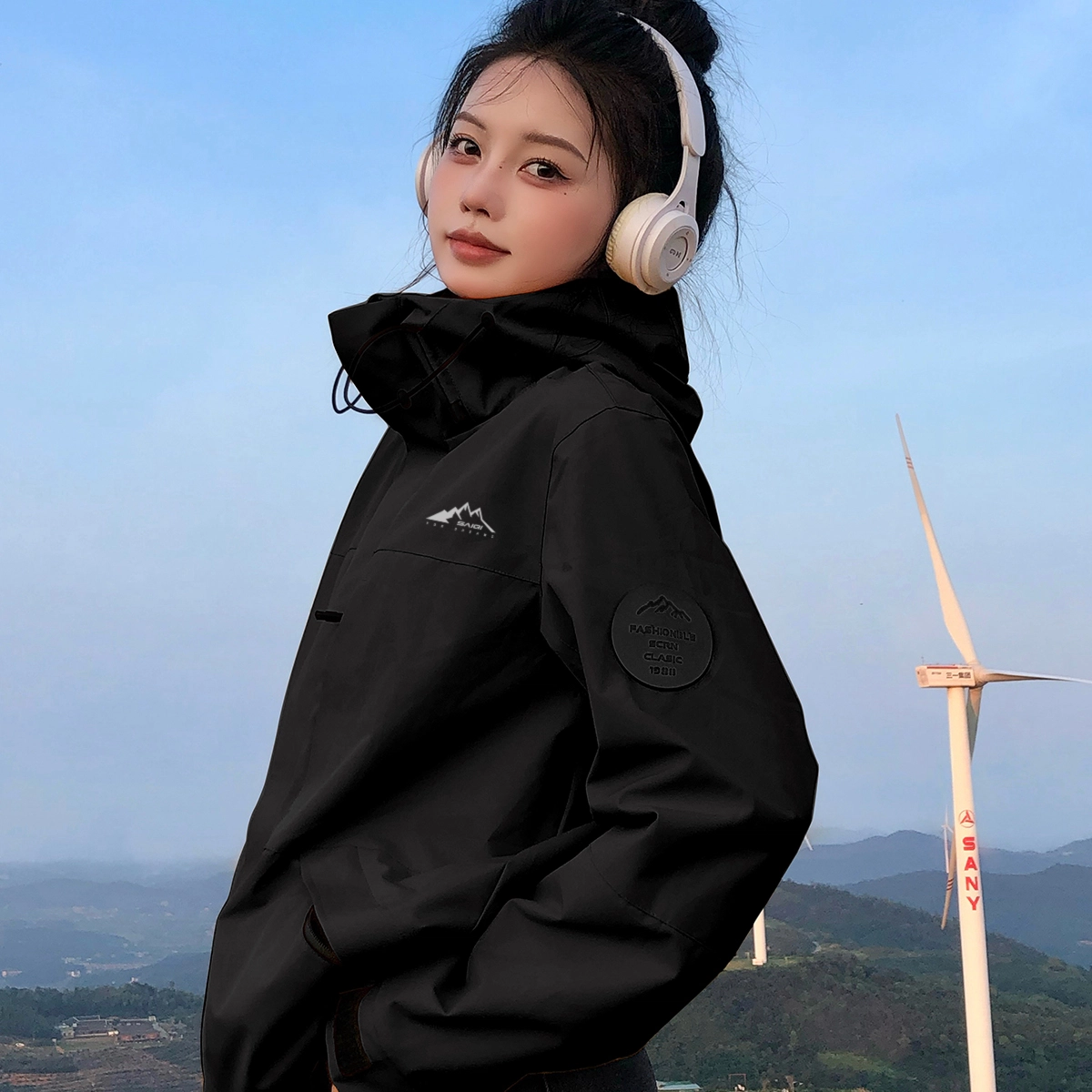 赛琪 户外简约纯色基础款防风防水连帽登山骑行露营徒步宽松休闲百搭加绒加厚内胆三合一夹克绒感外套 男女同款