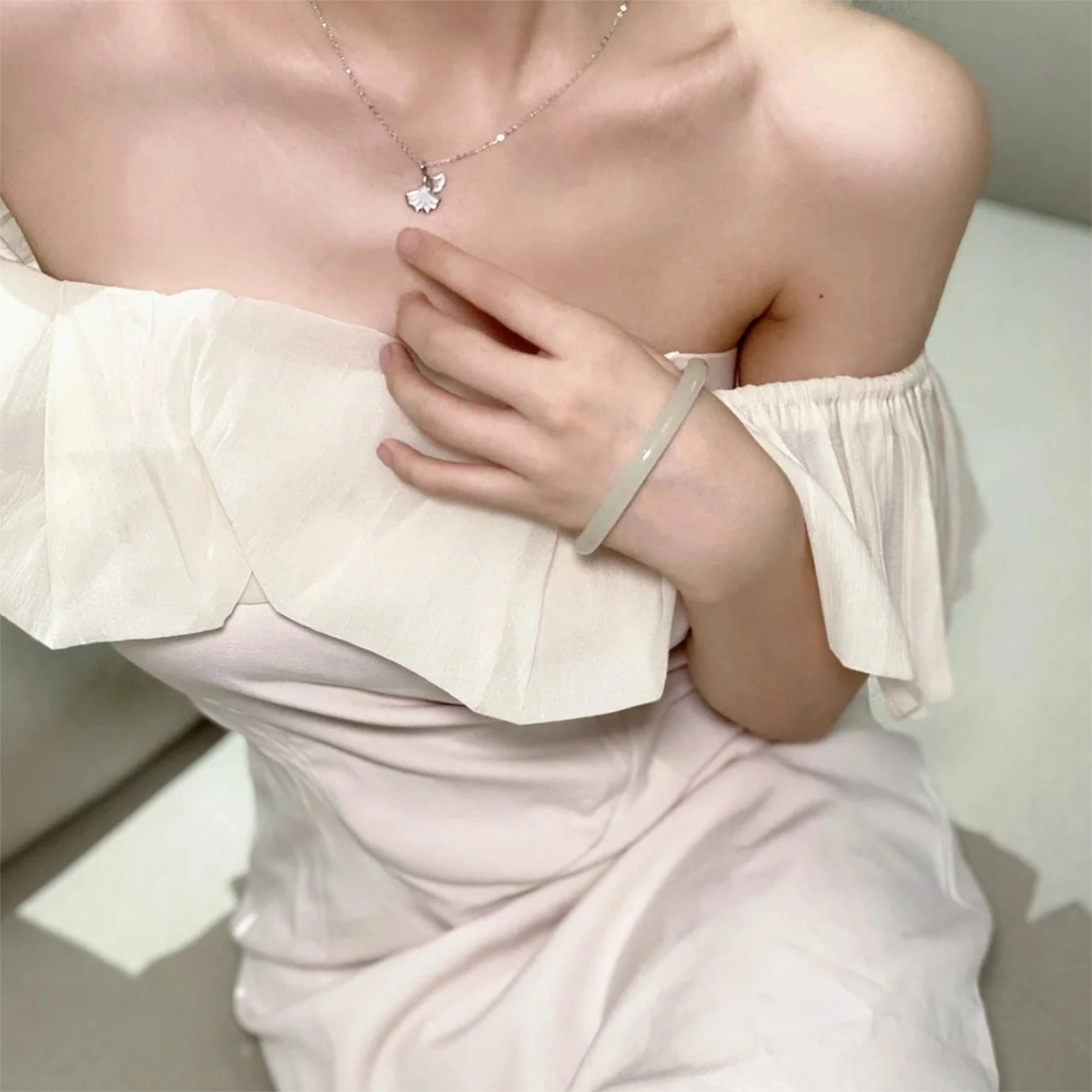 聆听花开 三生有杏锁骨链 轻奢精致小众设计高级感 仙女仙气小清新清冷感个性时尚气质百搭可调节新款潮流可调节 铜 项链 女款