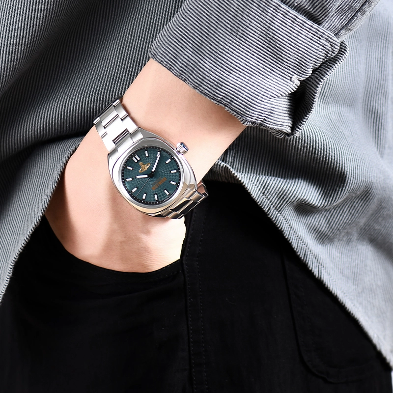 Vivienne Westwood 39MM