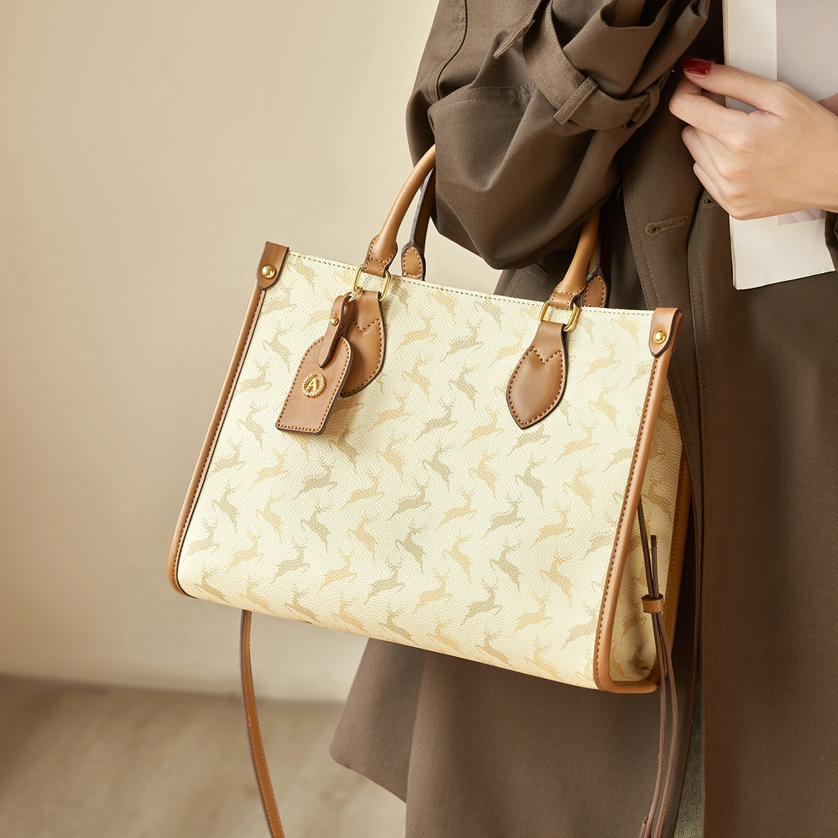 AOKANG PVC Tote