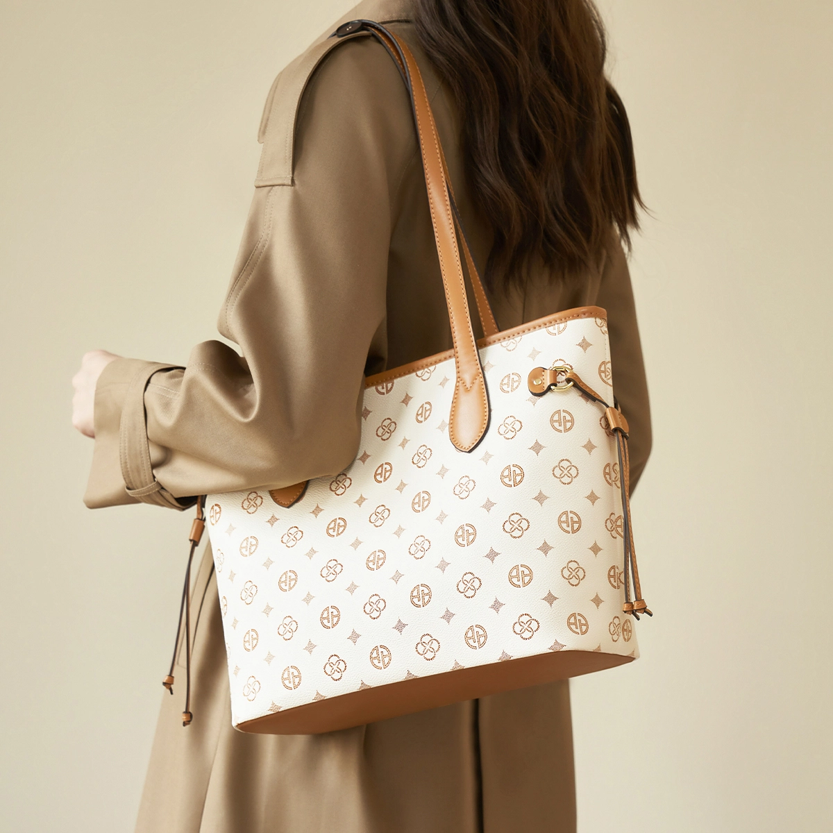 AOKANG PVC Tote