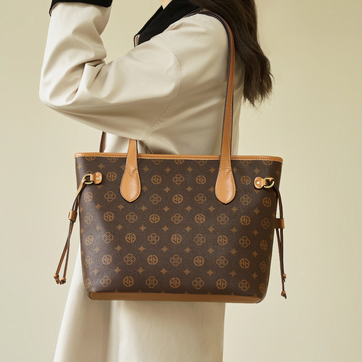 AOKANG PVC Tote