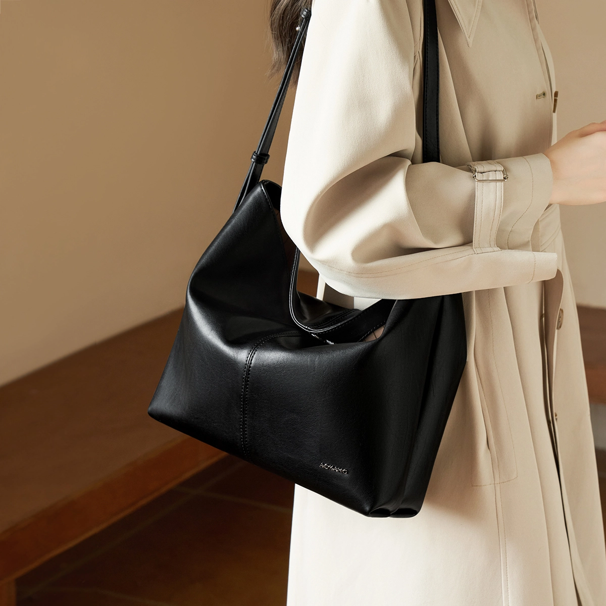 AOKANG Tote