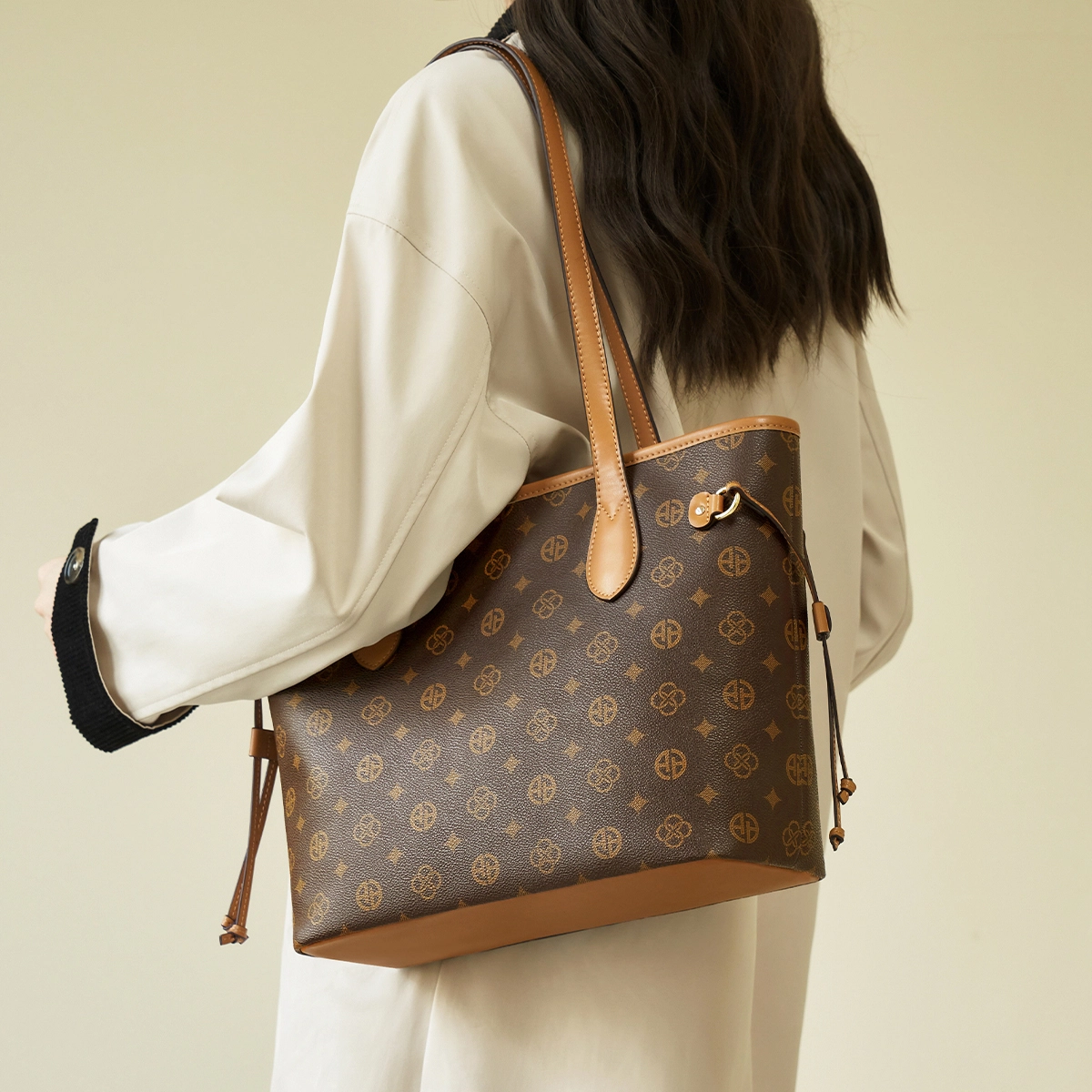 AOKANG PVC Tote
