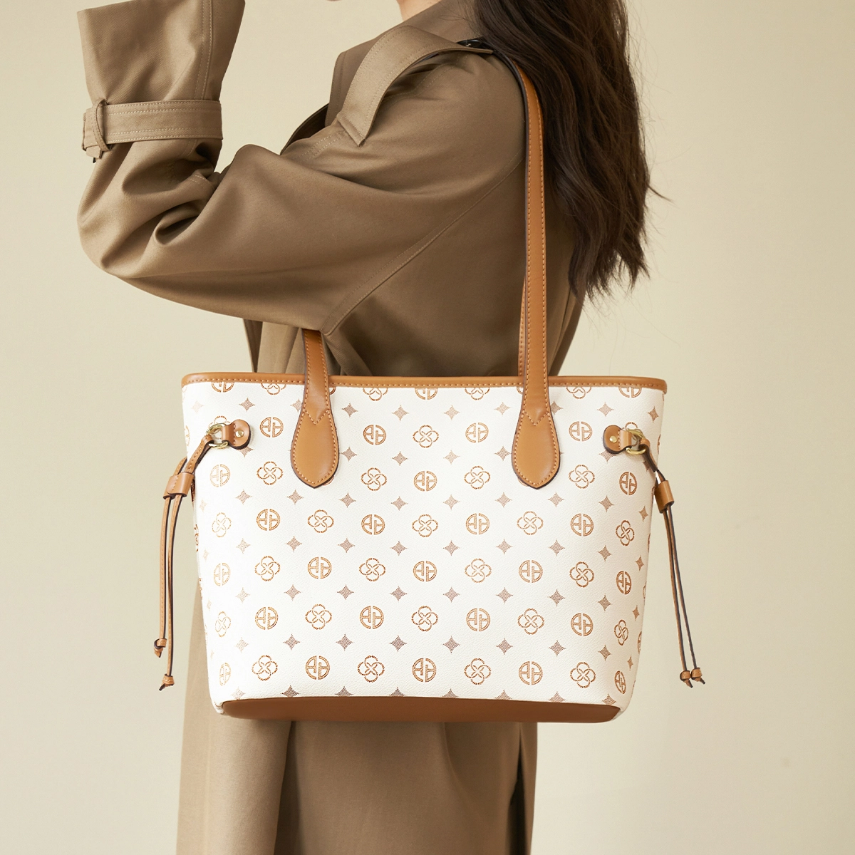 AOKANG PVC Tote