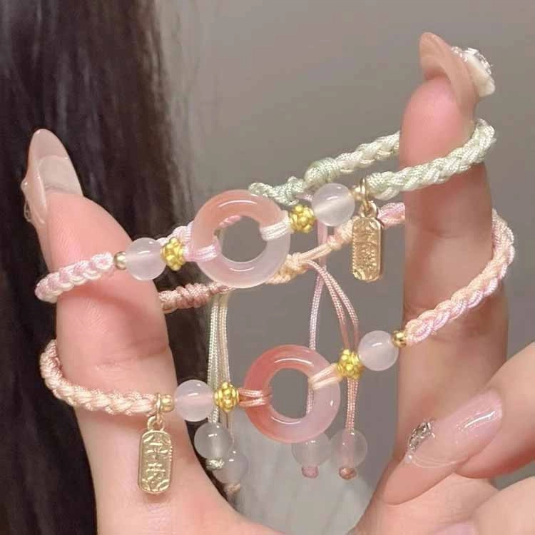 999