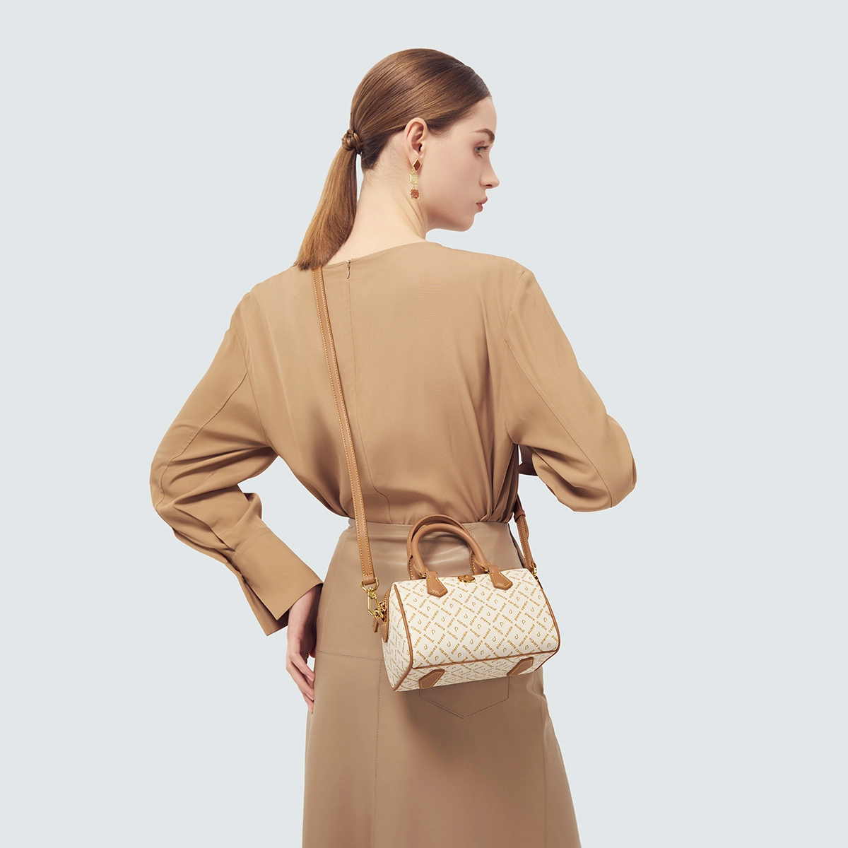 PIERRE CARDIN PVC
