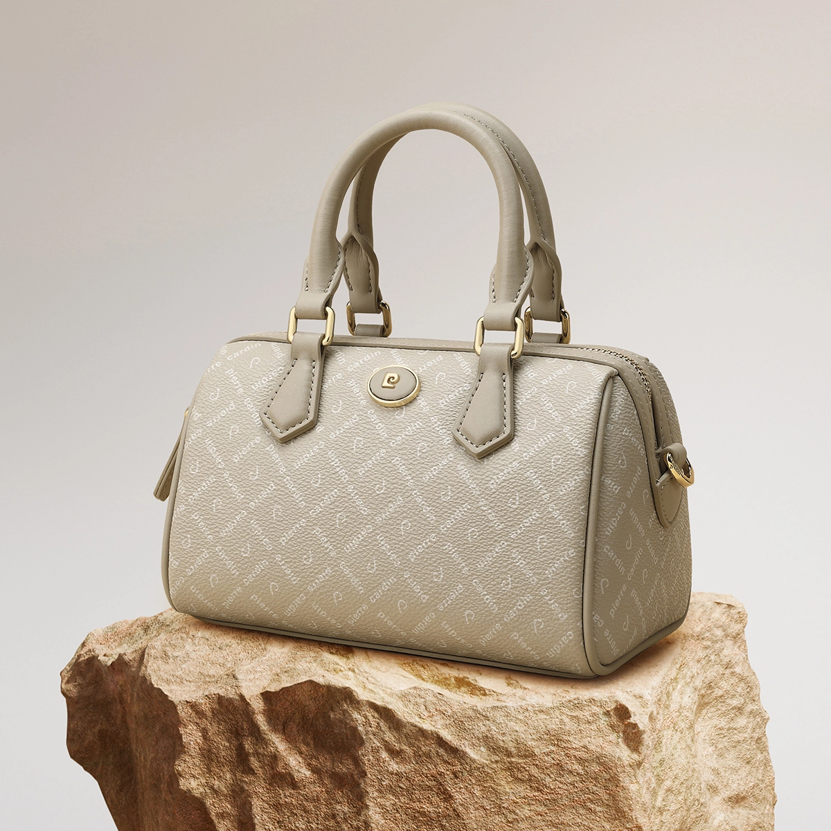 PIERRE CARDIN PVC