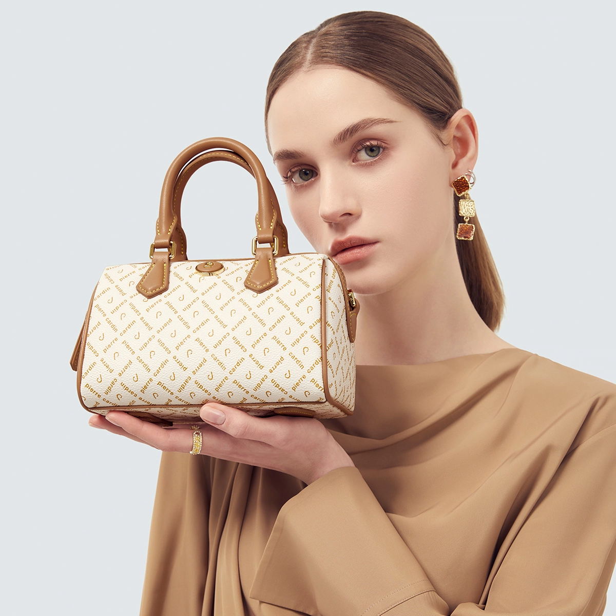 PIERRE CARDIN PVC