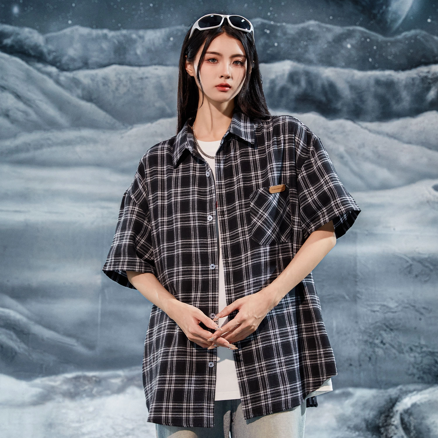 三体 问题系列 基础款简约休闲宽松百搭条纹翻领开衫复古美式高街潮牌时尚透气舒适薄款多巴胺短袖多彩格纹衬衫 男女同款
