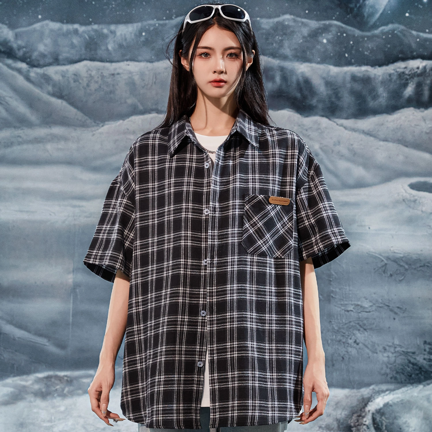 三体 问题系列 基础款简约休闲宽松百搭条纹翻领开衫复古美式高街潮牌时尚透气舒适薄款多巴胺短袖多彩格纹衬衫 男女同款