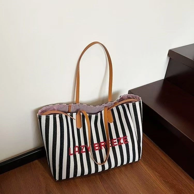RKM Tote