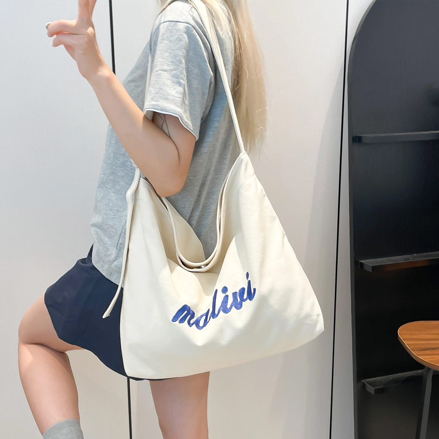 RKM Tote