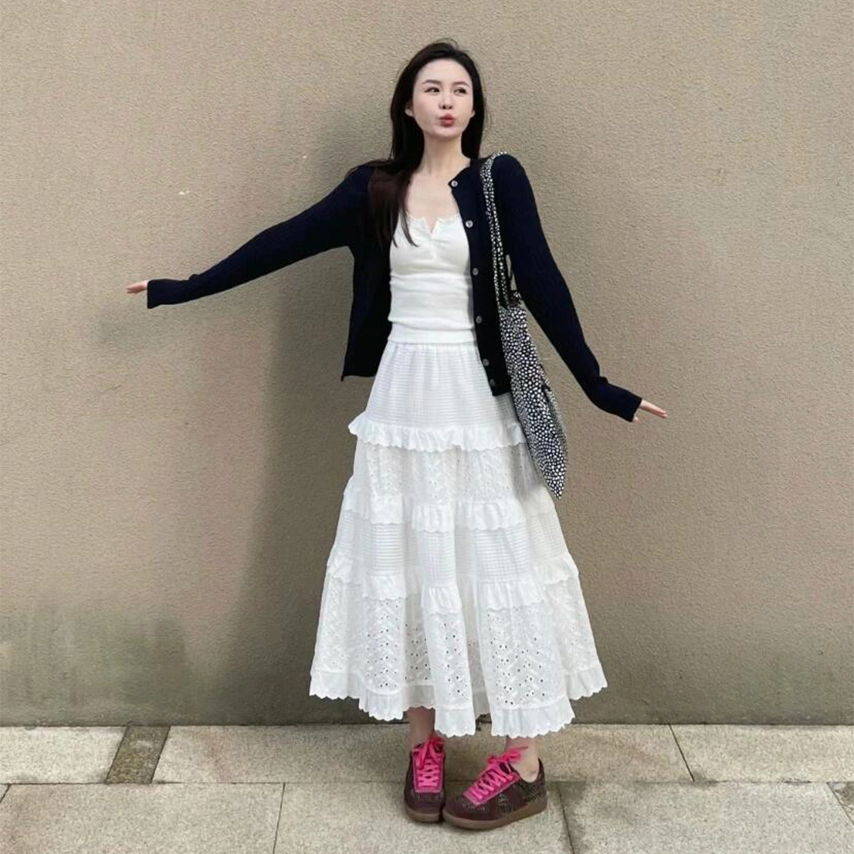 依钗 韩系纯色高腰蕾丝边温柔风显瘦蓬蓬蛋糕半身裙休闲长裙 女款