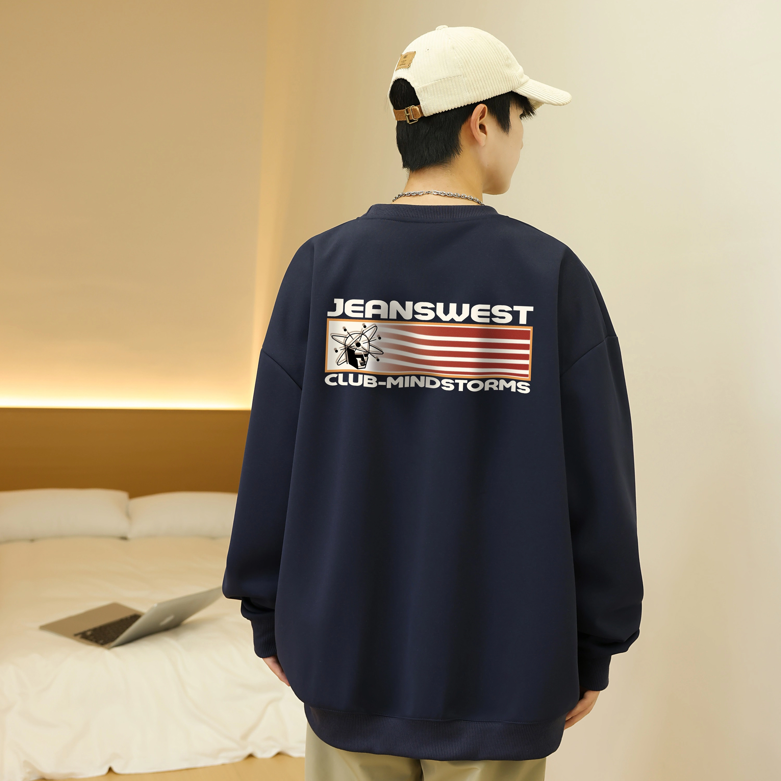 JEANSWEST CLUB