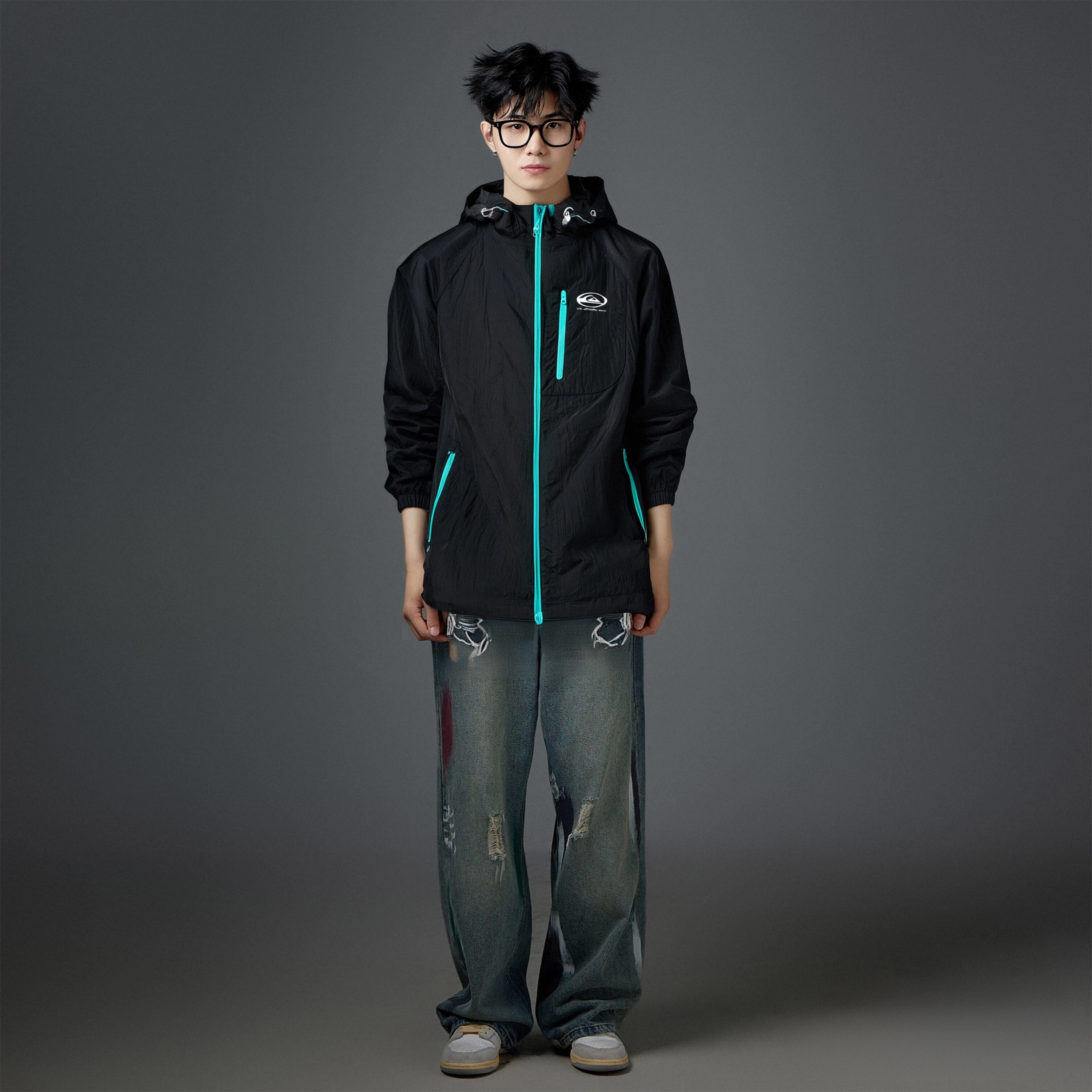 Quiksilver UPF100+Logo