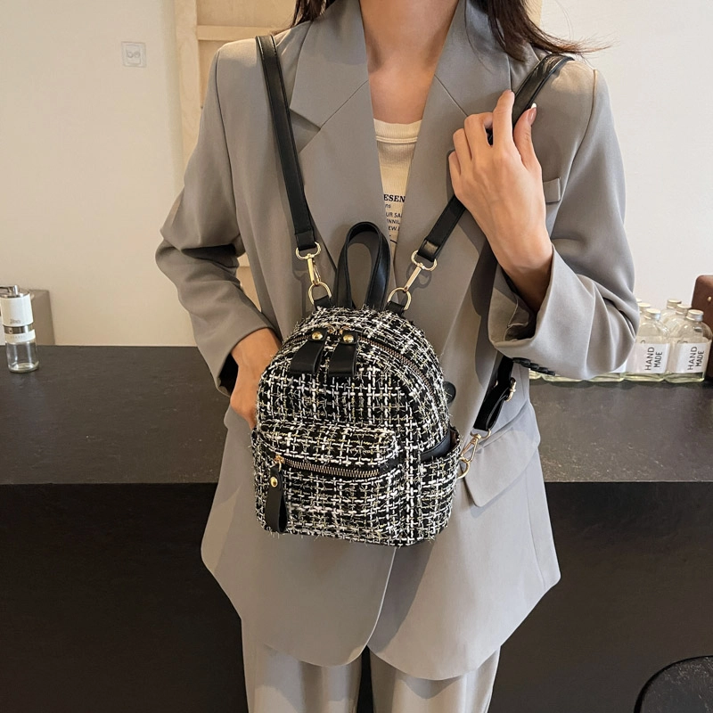泰迪珍藏 小巧精致金丝呢子小香风时尚百搭简约 布 双肩包 女款 白色/黑色